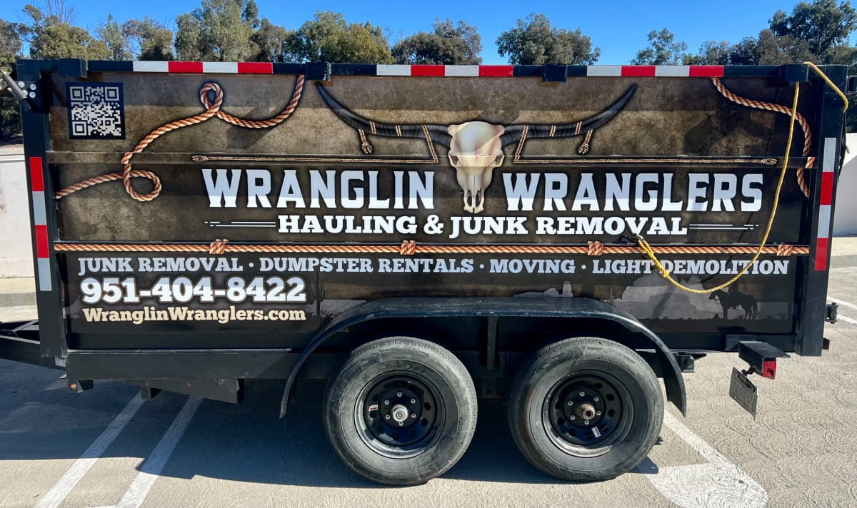 Junk removal service in Winchester CA