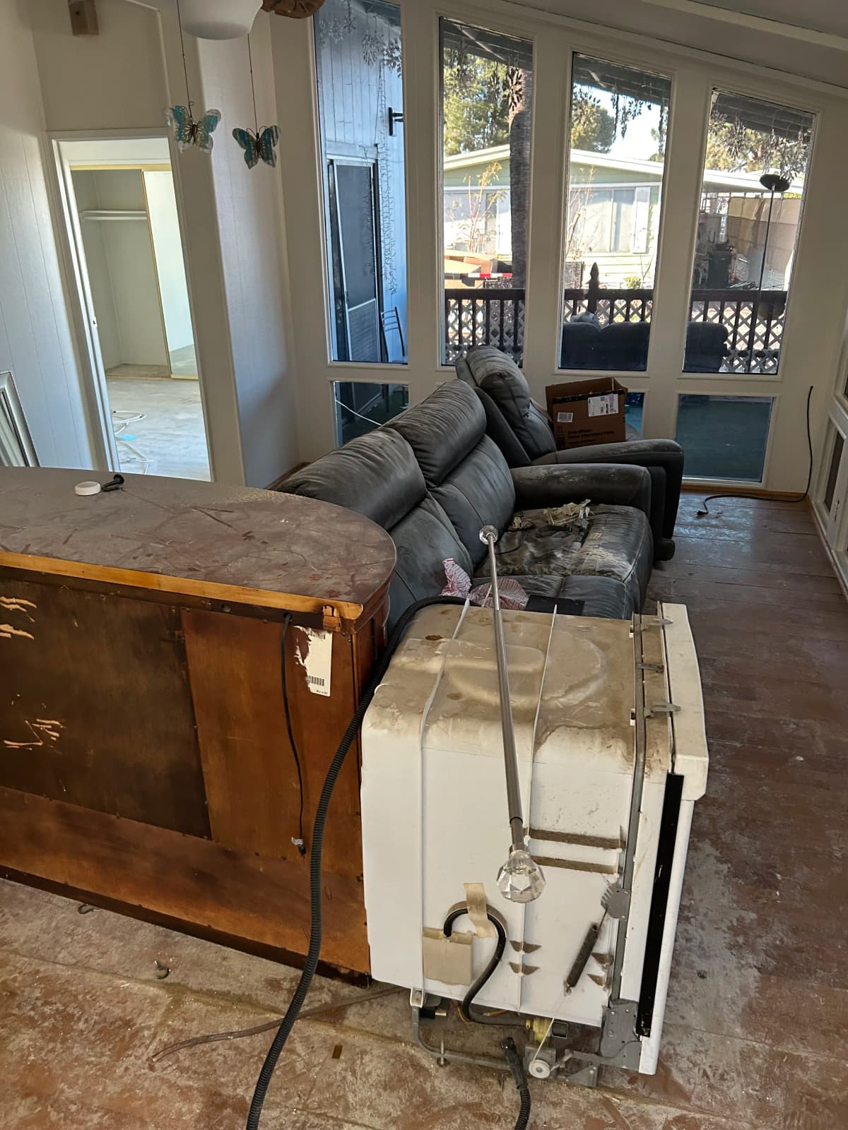 Furniture removal service in Murrieta
